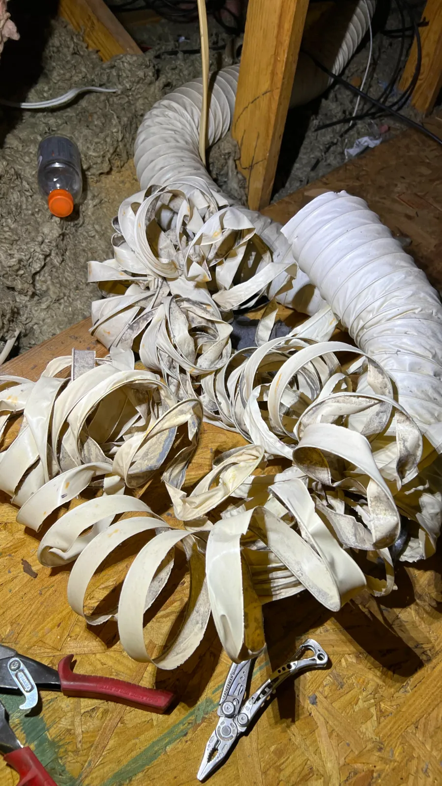 Shredded plastic dryer vent