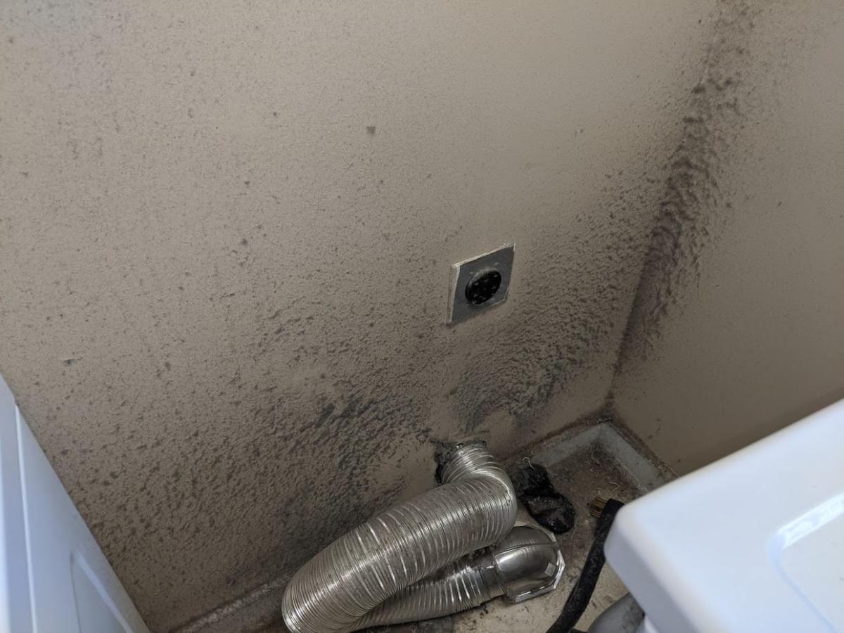 Broken semi-rigid lint everywhere