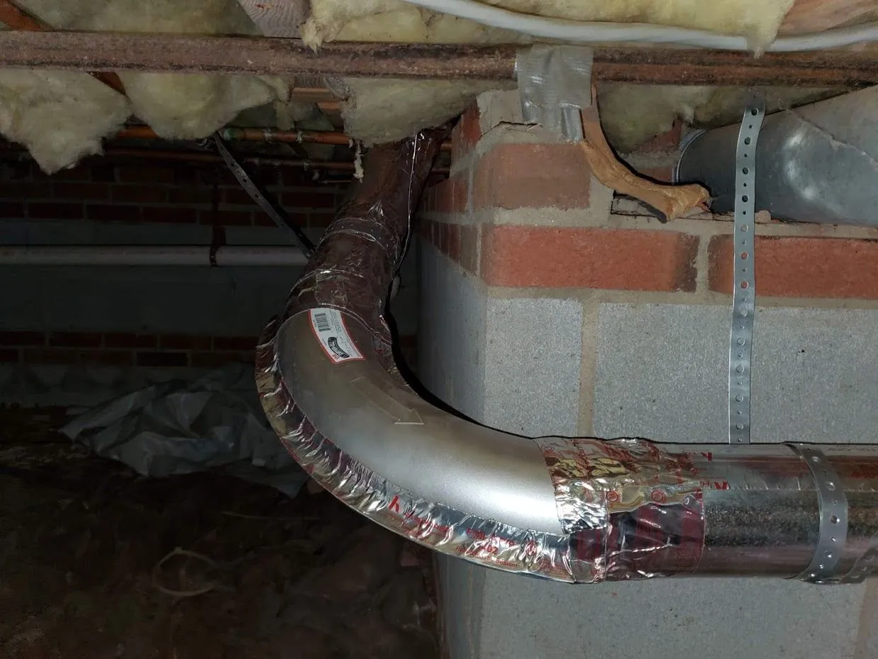 Dryer vent efficient turn