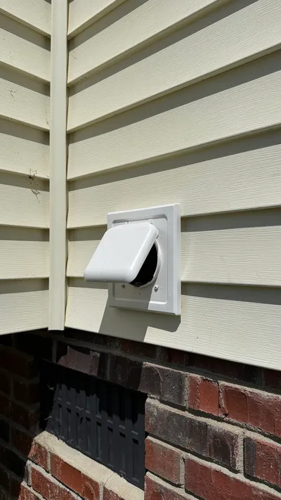 No Pest dryer vent cover on vinyl siding in Creekridge Eden, Rockingham County