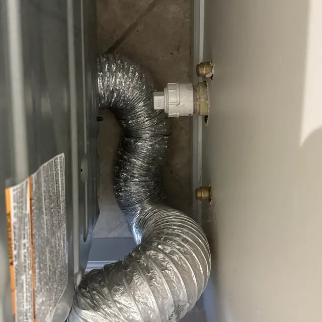 Long foil flex dryer transition behind a Sunset Hills dryer