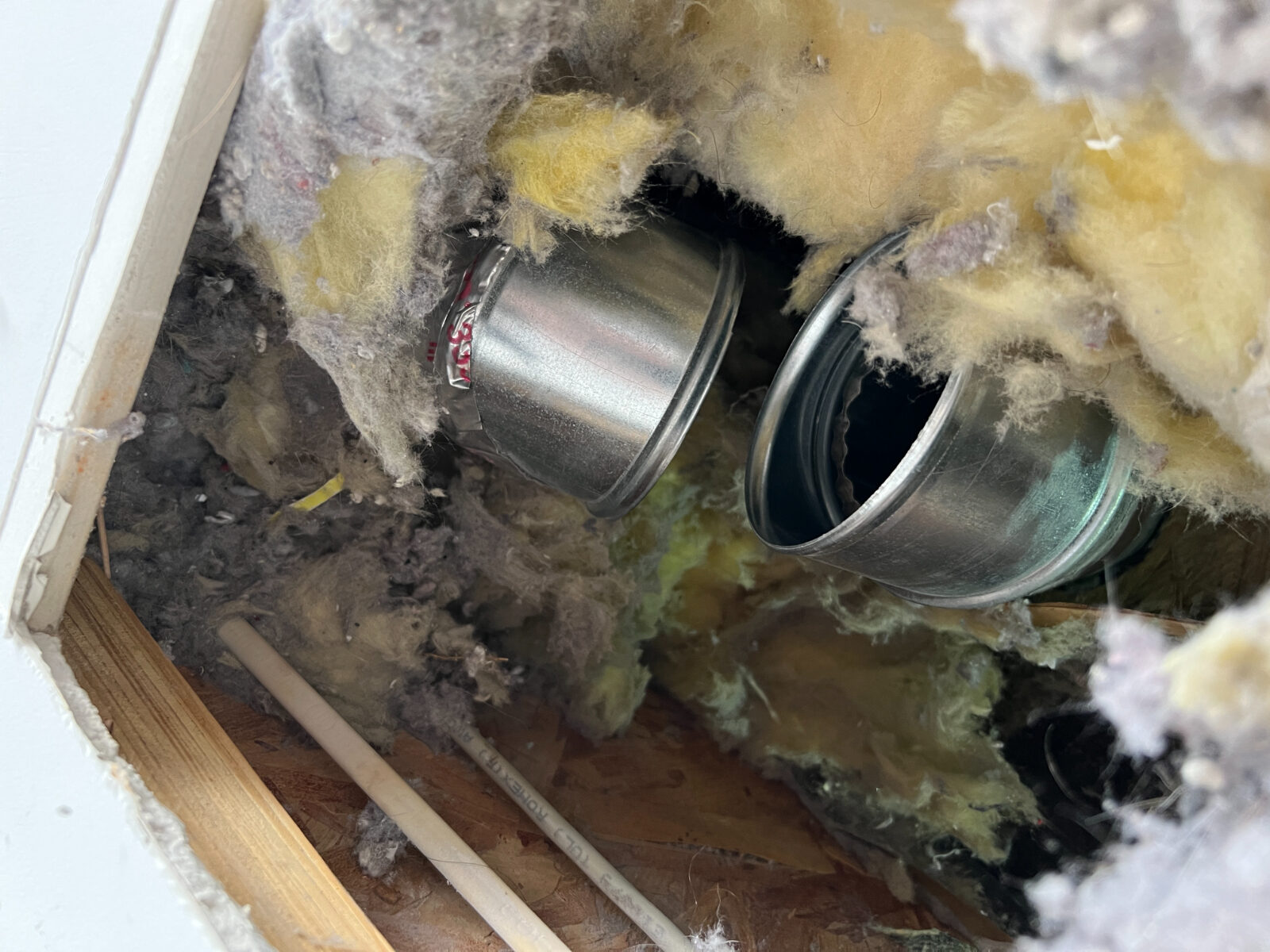 Broken dryer vent elbow Oak Ridge